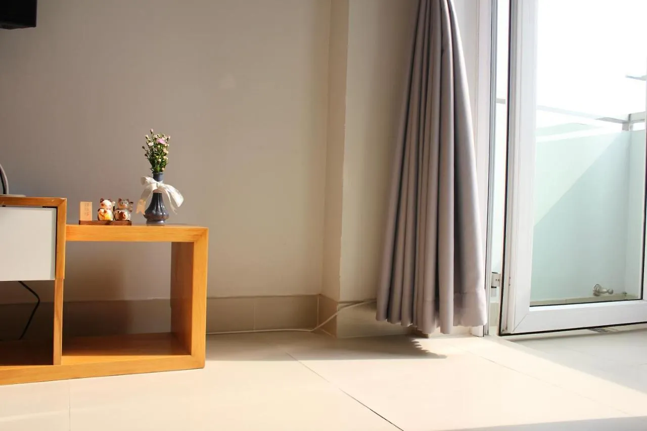 Hoshi Apartment Ho Chi Minh City 0*,